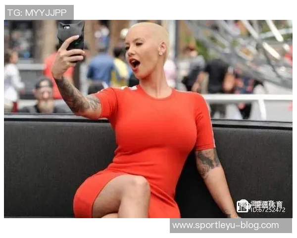 哈登女友身份揭秘：比他大一岁与查尔莫斯育有儿子即将送父亲节礼物