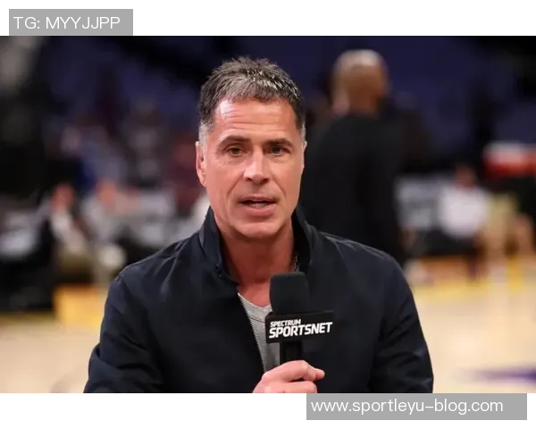 张佳玮分析雄鹿队实力字母哥连续八年称霸东部第一人